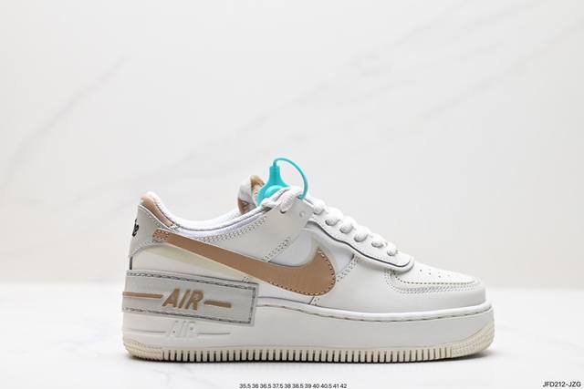 公司级nike Wmns Air Force 1 Shadow 马卡龙军空一号轻增量高低帮搭百板鞋 为典经设计注玩入味元素 分层构结 大加中及底双重品牌标志 充