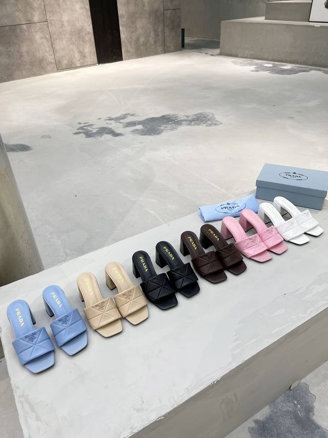 新款普拉达 Prada.原版1:1开发，⑥色任选，码数：35-43，平底 细跟，粗跟 真皮底+30