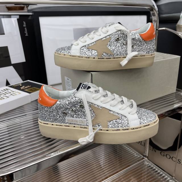 Golden Goose Hi Star厚底小脏鞋升级 升级 绝对 顶级大厂品质 增高 5Cm 鞋垫脚感几乎踩感觉 鞋口牛皮里和羊京后跟藏了厚厚海绵完全解决了磨