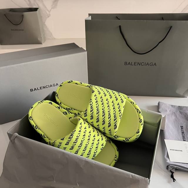 今日新品 Balenciaga｜巴黎世家新品泰迪毛毛厚底拖鞋 独家正确版本、原版开发、电绣徽标刺绣工艺 高级感满满当当 原版定制泰迪卷毛logo 刺绣 原版开