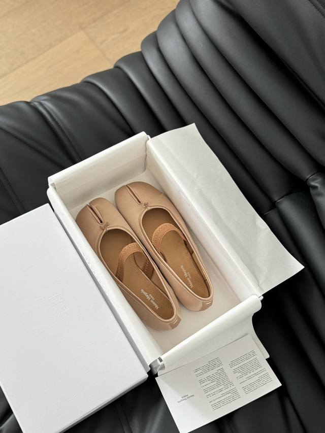 丝绸半拖 单鞋 高定品质 Maison Margiela Mm6分趾鞋 Tabi 意产植鞣羊皮 欢迎对比 真正的原版大底 Size:35-40