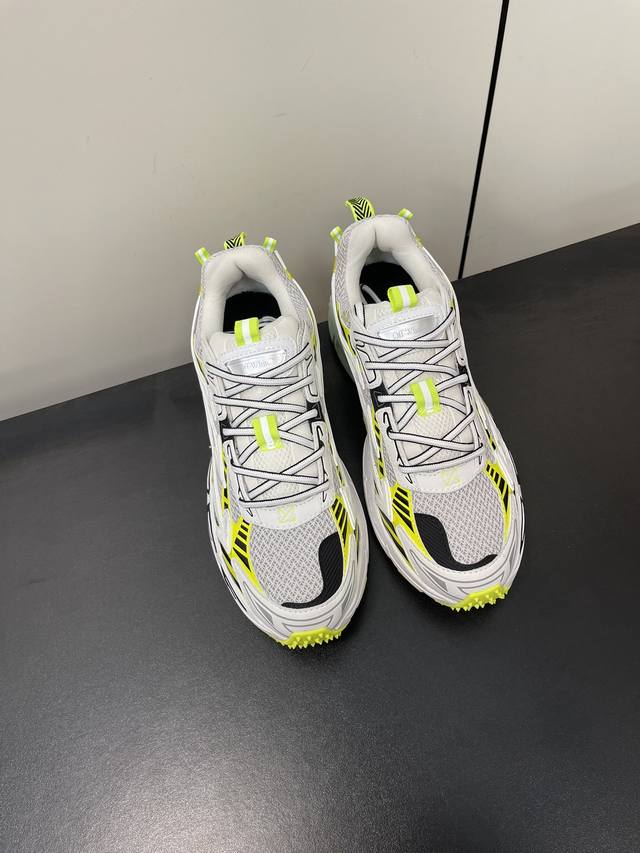 Off-White C O Virgil Abloh 2024S Ow最新款情侣款跑鞋 百分百原盒正确版 原楦原纸板数据开发 4层分离大底 鞋面采用3D立体打印