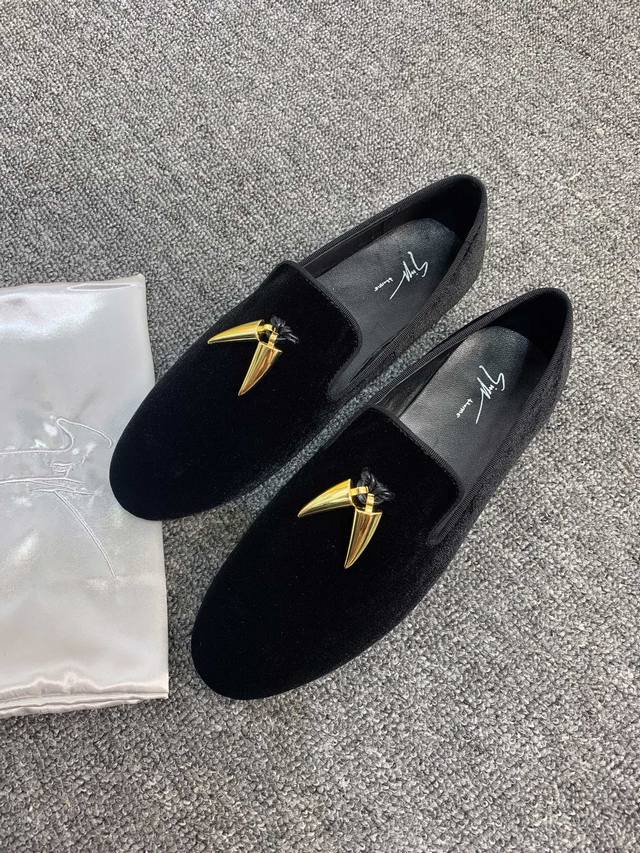 顶级片底版 情侣装 进口天鹅绒小羊皮 情侣款giuseppe Zanotti 朱塞佩 萨诺第 高端单品绒面+头层小羊皮内里 开私模原版大底 绝对的高端货，女款3