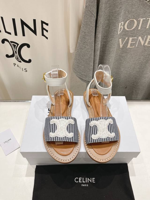 高版本出厂 Celine*塞琳2024Ss思琳初夏新款凯旋门logo凉鞋 高级感十足 网红ins种草神器、非常复古风、气场十足单品、设计风格非常新颖、高档且非常