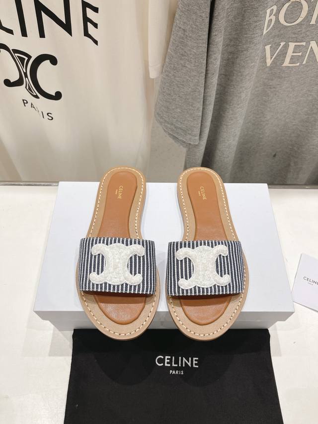 高版本出厂 Celine*塞琳2024Ss思琳初夏新款凯旋门logo凉拖鞋 高级感十足 网红ins种草神器、非常复古风、气场十足单品、设计风格非常新颖、高档且非