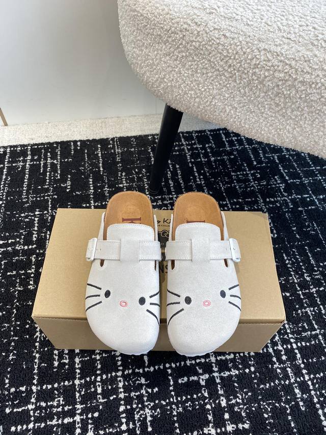 代购级 Birkenstock X Hello Kitty 联名博肯 真软木潮流时尚休闲拖鞋 人体工程学设计符合脚形的脚床，软木材质穿着超级轻便舒适，楦形线条优