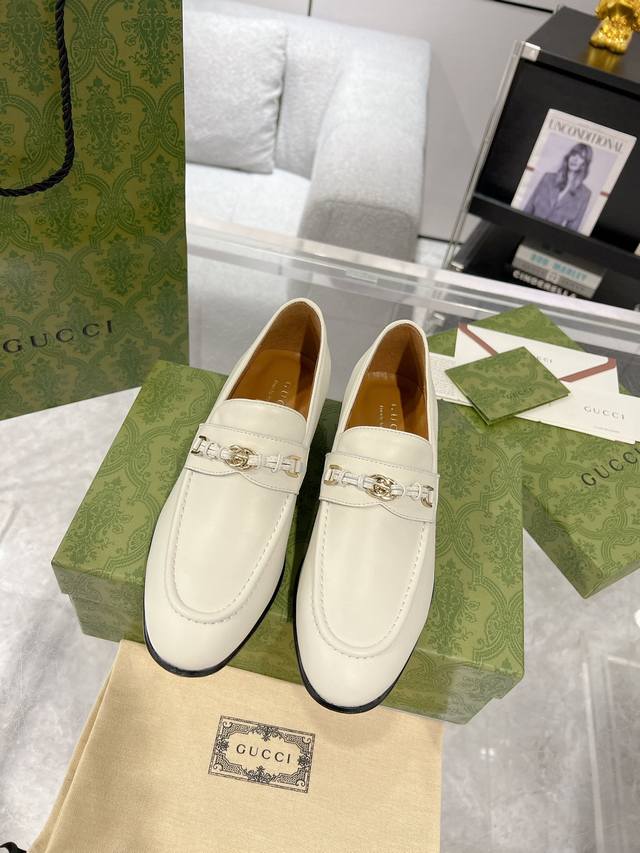 Gucci 马衔扣互扣式双g编织乐福鞋高端版推荐 最美单鞋 上脚秒变小仙女♀各种场合轻松驾驭，意大利真皮大底，牛皮面码数:35-40