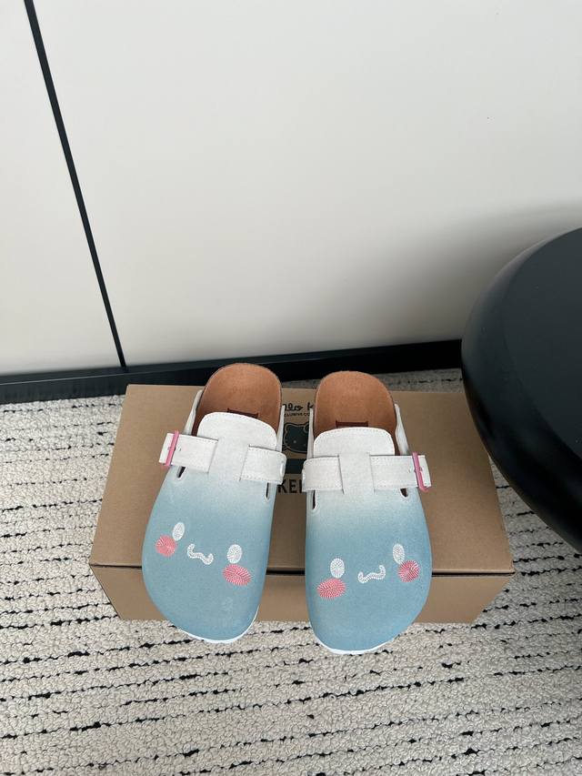 Birkenstock X Hello Kitty 联名博肯 真软木潮流时尚休闲拖鞋 人体工程学设计符合脚形的脚床，软木材质穿着超级轻便舒适，楦形线条优美，做工