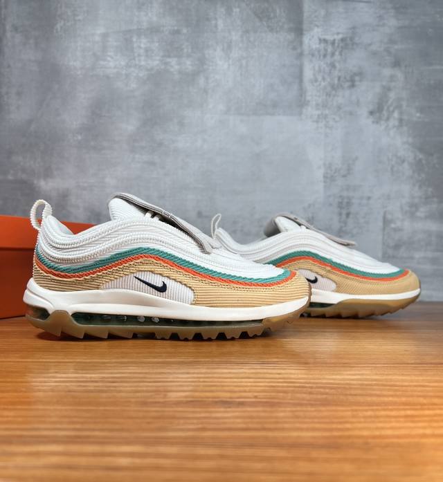 莞产纯原 重磅好货推荐 Nike Air Max 97 子弹系列气垫跑步鞋 情侣款 子弹头气垫 简约搭配 巧妙的运用了air Max97的鞋面条纹设计 全掌大容