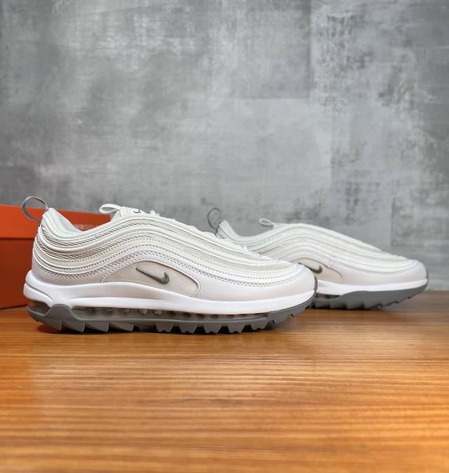 莞产纯原 重磅好货推荐 Nike Air Max 97 子弹系列气垫跑步鞋 情侣款 子弹头气垫 简约搭配 巧妙的运用了air Max97的鞋面条纹设计 全掌大容