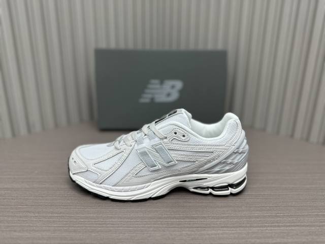 白粉色 36～45 New Balance 1906R Urbancore 潮流复古休闲跑步鞋 白粉色 货号m1906Rjg 尺码：36、37、37.5、38、