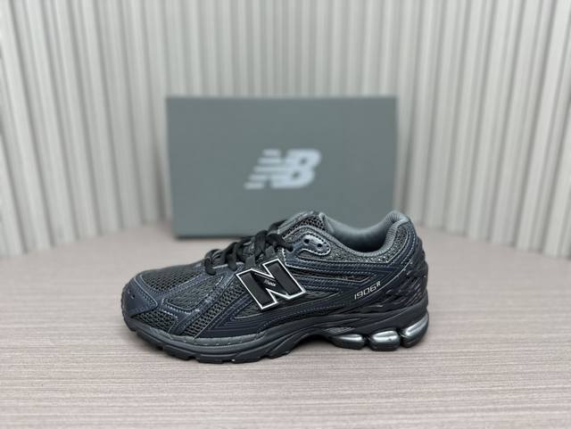 炭黑色 36～45 New Balance 1906R 龙年新品 潮流复古休闲跑步鞋 炭黑色 货号m1906Rjb 尺码：36、37、37.5、38、38.5、