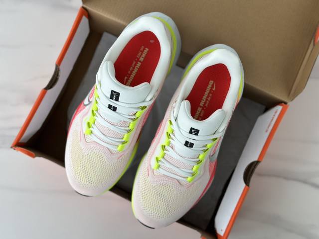 公司级，情侣款，运动鞋码！ Nike Pegasus 飞马41代跑鞋，经过过去40年不断 升级优化，已成超靠谱的“万人迷跑鞋”啦！ 使用透气的镂空编织织物覆盖鞋