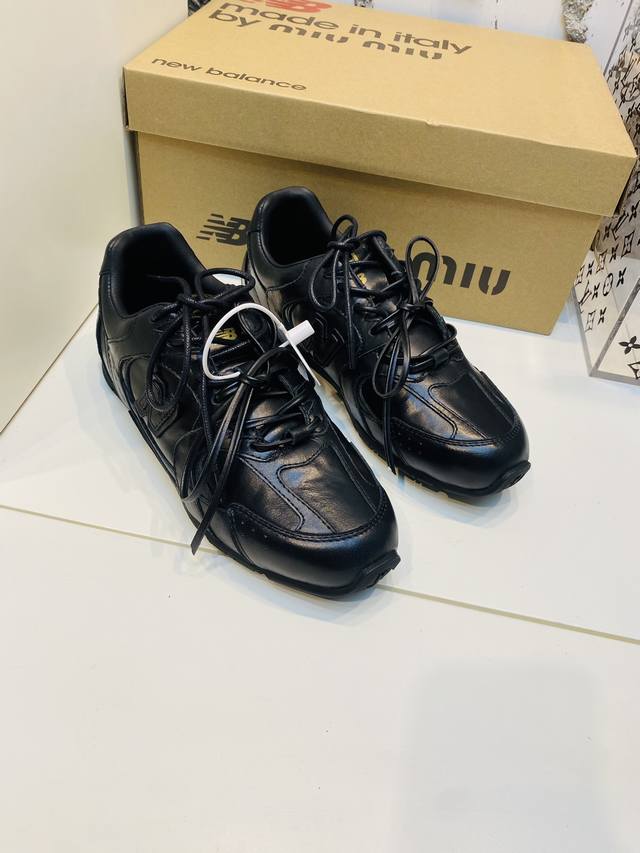 皮款 男码+10 Size: 35-44 情侣款 Miumiu X New Balance 联名款nb运动鞋女 Miu Miu 缪缪大秀上爆出的这双与new B