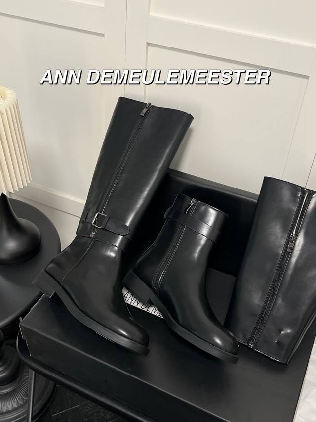 橙子出厂价 ANN DEMEUEMEES*** 独家最顶ANN骑士靴多穿法 一靴两穿可拆卸 与以往的骑士靴不同的是更加大气 各种风格都可以驾驭 面料：小牛皮 内