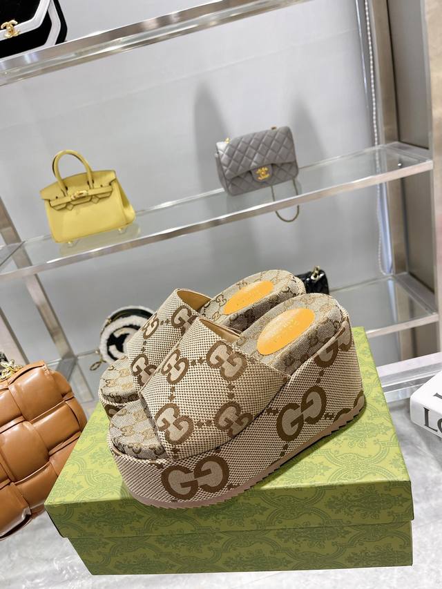 橙子出厂价 GUCCI 古驰 夏季新款 防水台坡跟厚底拖鞋 底厚：前掌7cm、后跟12cm 码数：35-42