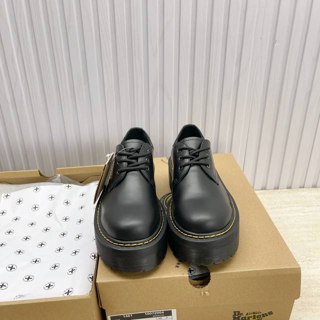 工厂价 ，现货 Dr Martens 马丁博士 [1461低帮三孔松糕厚底]“Dr”真皮低帮～各路明星同款欧美时尚博主都纷纷穿上马丁风经典低帮，面料 进口开边珠