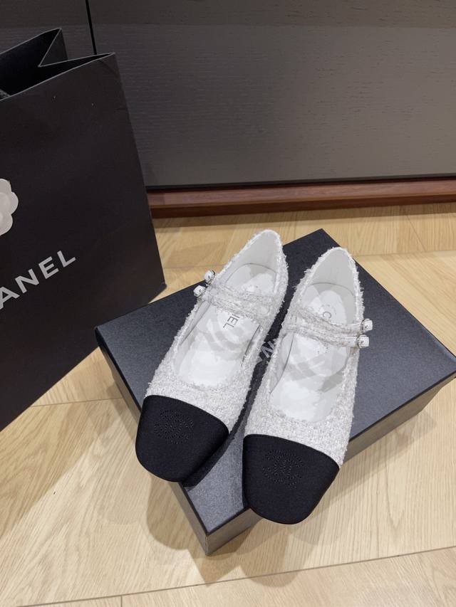 顶级版本 Chanel**新款芭蕾舞平底鞋 羊面羊里真皮底size35 36 37 38 39订40不退换